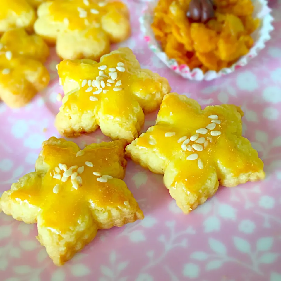 Salted egg yolk star cookies|Tinky 🍒さん