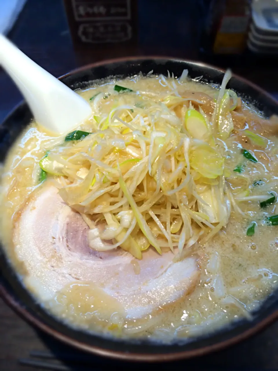 Snapdishの料理写真:ネギ味噌ラーメン|うみんちゅさん