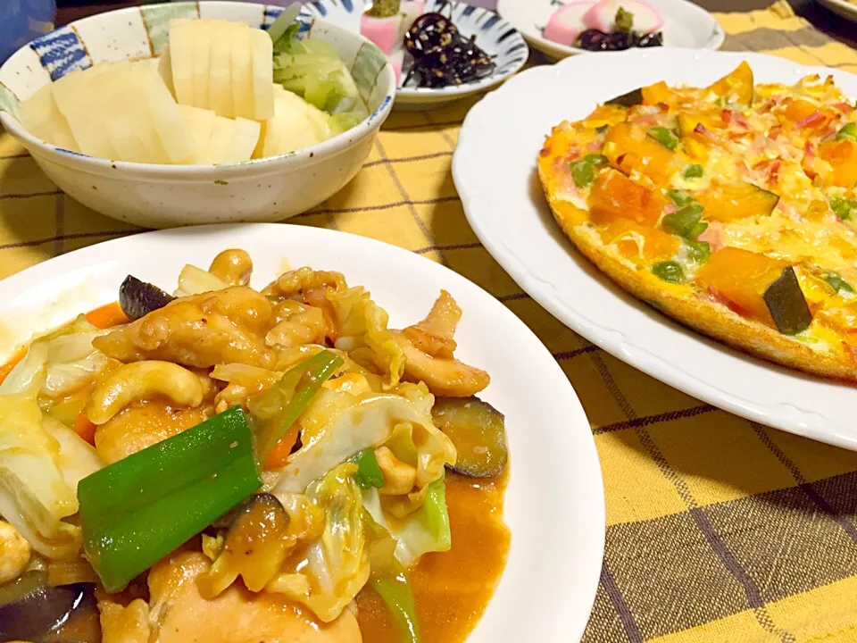 鶏胸肉カシューナッツ味噌炒め・カボチャとえんどう豆のトルティーヤ|Yuko Kisoさん