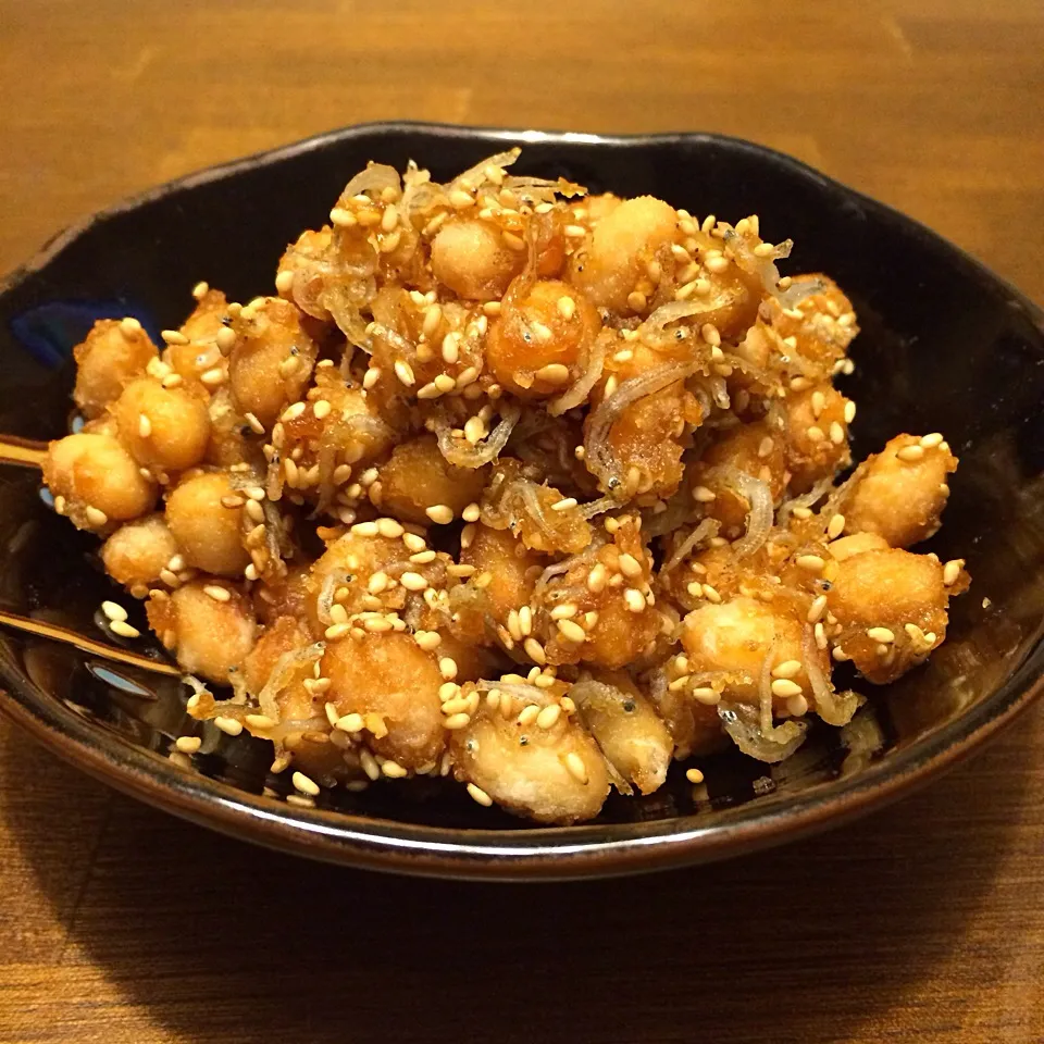 Snapdishの料理写真:リクエスト給食1位の大豆の甘辛揚げ|ゆうみん（4人の母ちゃん）さん