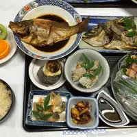 Snapdishの料理写真:しまなみのお夕飯、魚三昧でフードファイト！