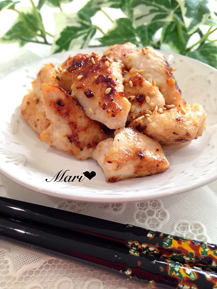 柔らかジューシー！揉んで焼くだけ☆塩麹チキン|Mariさん