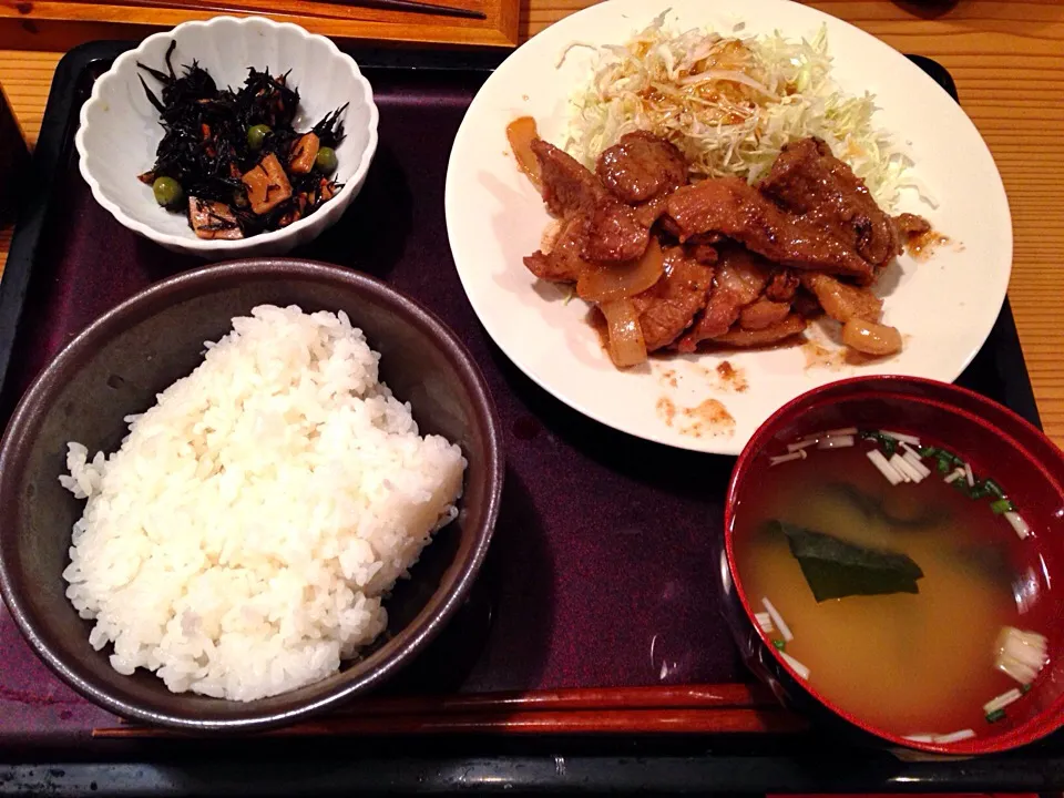 Snapdishの料理写真:やまや 豚の生姜焼き定食✨|みかげさん