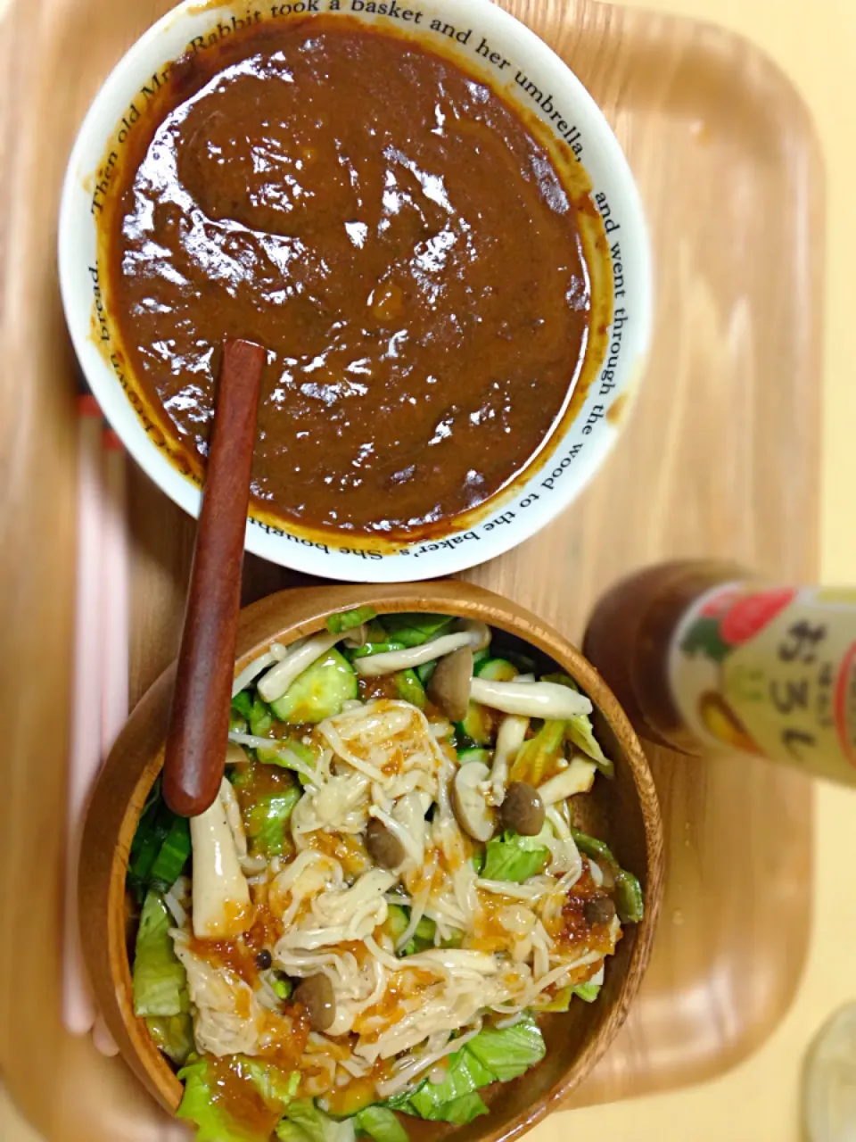 Snapdishの料理写真:ビーフシチュー、きのこのっけサラダ|Nanamiさん