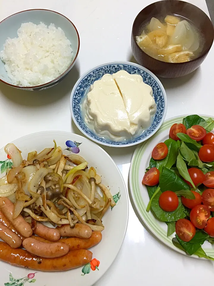 Snapdishの料理写真:ウインナー野菜炒め|utayataさん