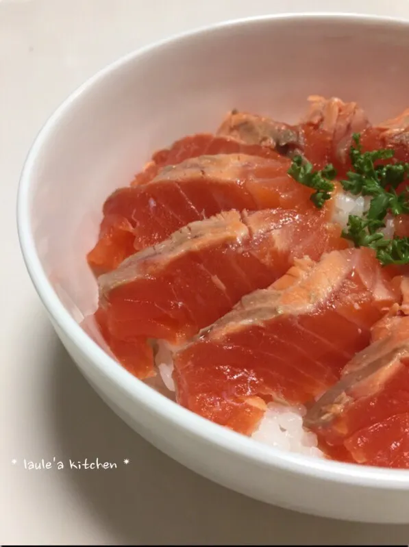 サーモンの炙り丼♡|かおるママさん