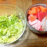 昨日の晩御飯、
海鮮丼と、キャベツの蒸し物|電気屋宏治さん