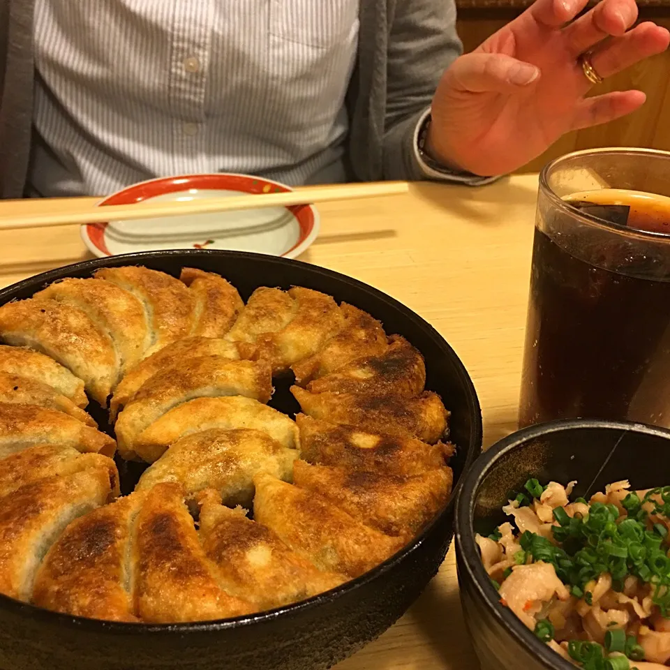 Snapdishの料理写真:祇園鉄なべ餃子|tomokoさん