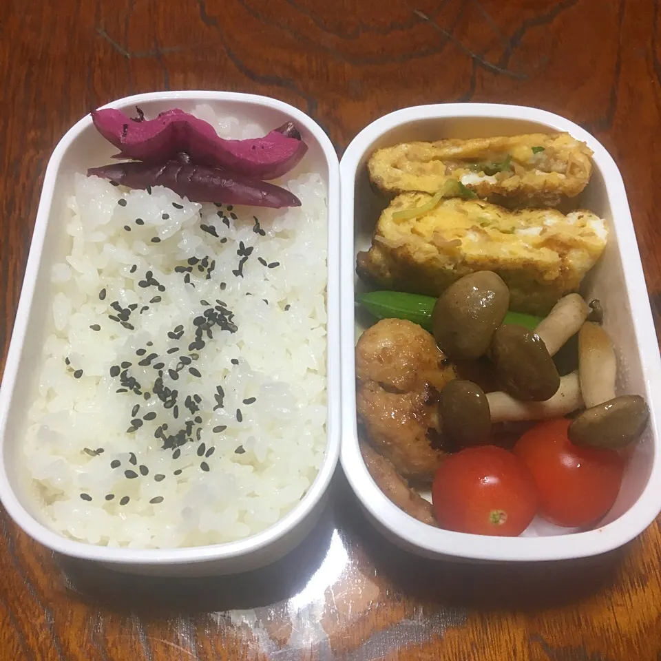 Snapdishの料理写真:2/4のお弁当|どくきのこさん