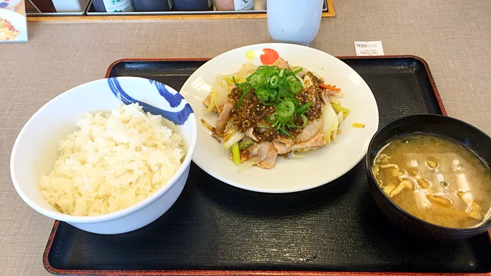 豚肉とたっぷり冬野菜炒め|ケンケンさん