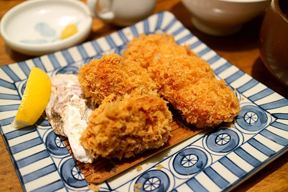 カキフライとロースカツ盛合せランチ|マハロ菊池さん