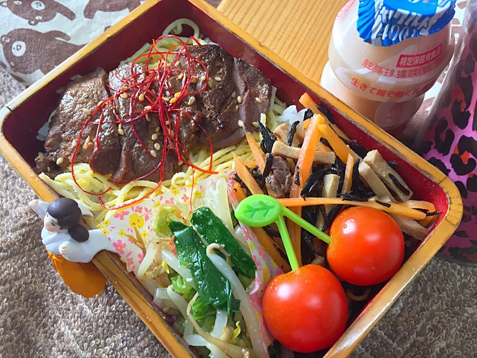 Snapdishの料理写真:厚切り豚タン重&錦糸卵&3種野菜のごま和え&高野豆腐とひじきの煮物&プチトマト🍅お弁当♪|桃実さん