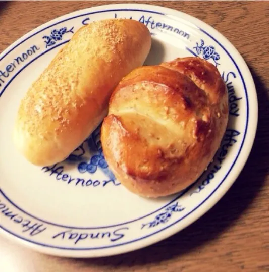 ごまパンとチーズのパン|あいめろさん