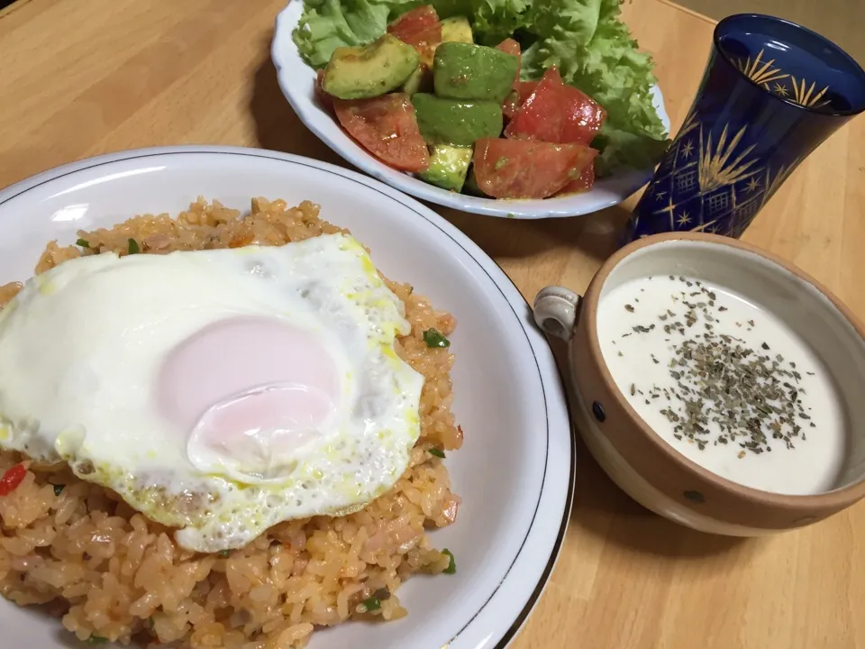 洋風な晩ご飯🍴🍷|まさとさん