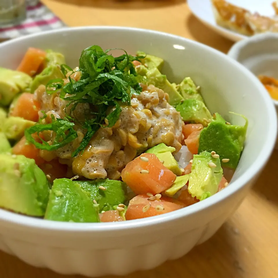 アボカドサーモン納豆丼|sakyu☆さん