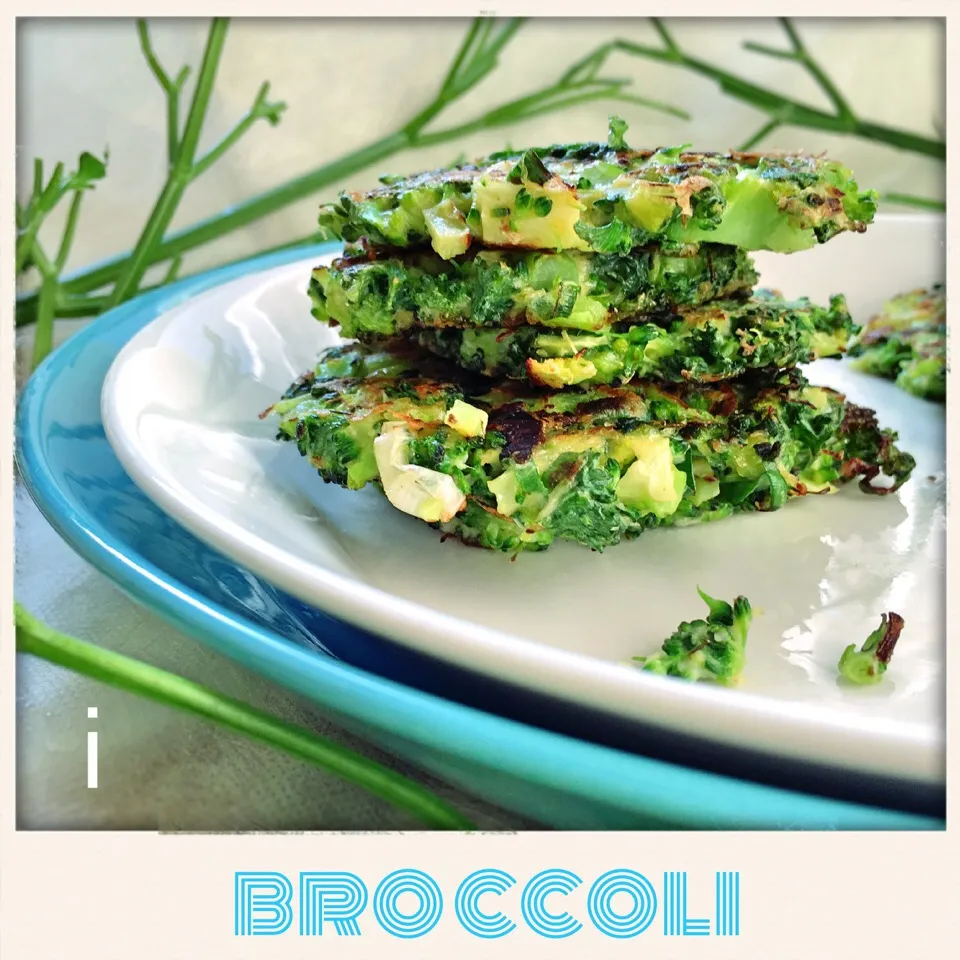 Snapdishの料理写真:ブロッコリーのふわふわ焼き 【Broccoli piccata】|izoomさん