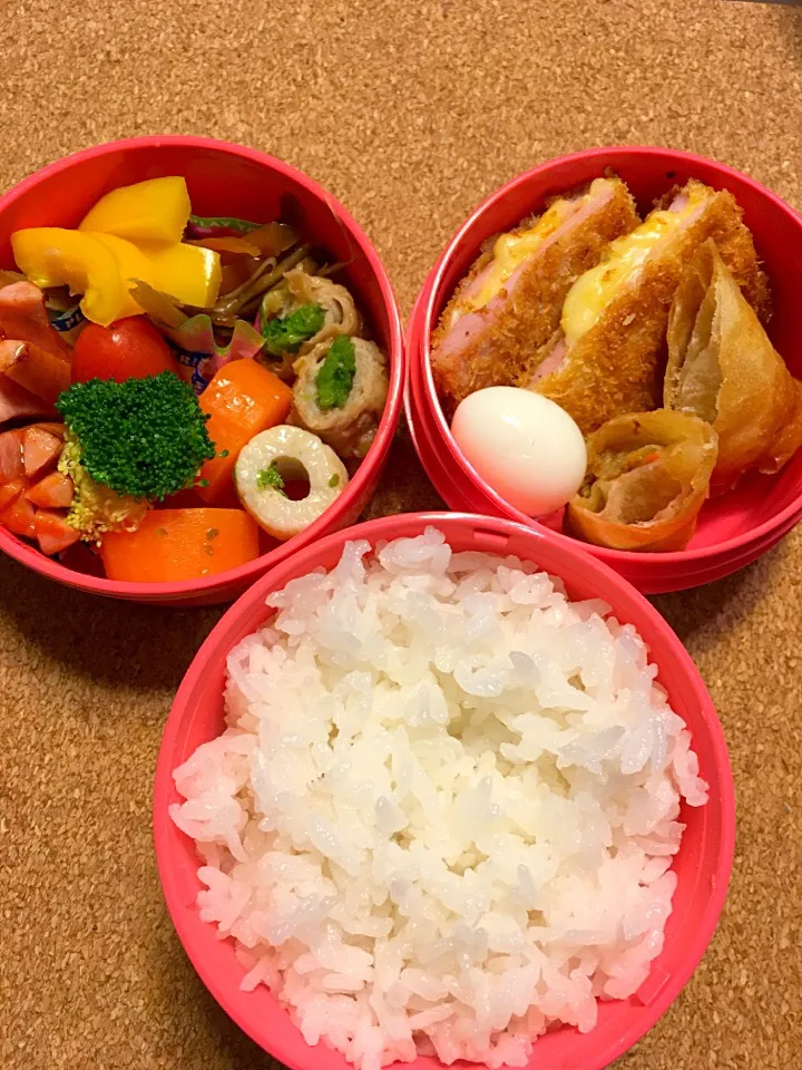 Snapdishの料理写真:塾弁 チーズ入りハムカツ|tetenonさん