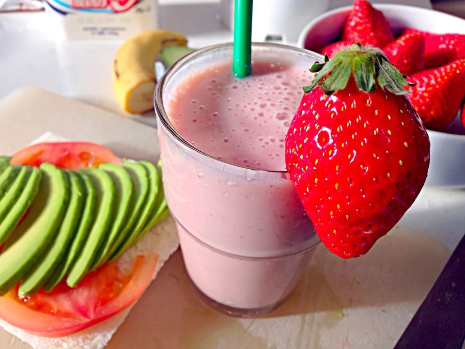 Strawberry smoothie|viviさん