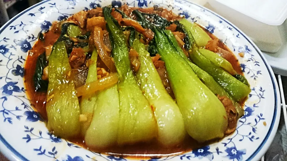 Snapdishの料理写真:Bok choy Stir-fry in black garlic & toubanjan sauce|マリアさん