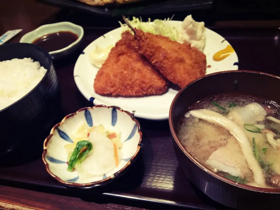 🐟アジフライ定食🐟  最近、肉ばかり食べていたので魚が恋しくなりました😍|BUBUさん