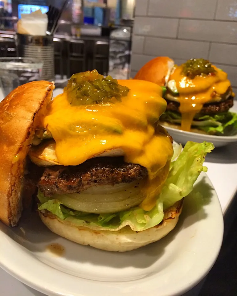 大おきサイズのチーズバーガー!!（＾Ｏ＾）cheeseburger!!!|テッサさん