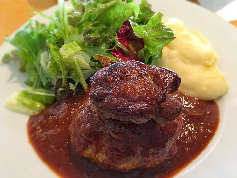 Hamburg Steak w/ Foie Gras|chan mitsuさん