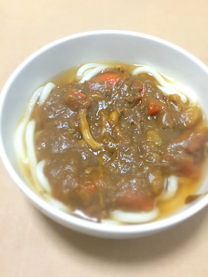 一晩寝かせたカレーを、うどんにトッピングして頂きます(^-^)/|ギムレットさん