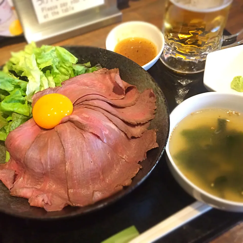 ローストビーフ丼ランチ|uchikawa hiroshiさん