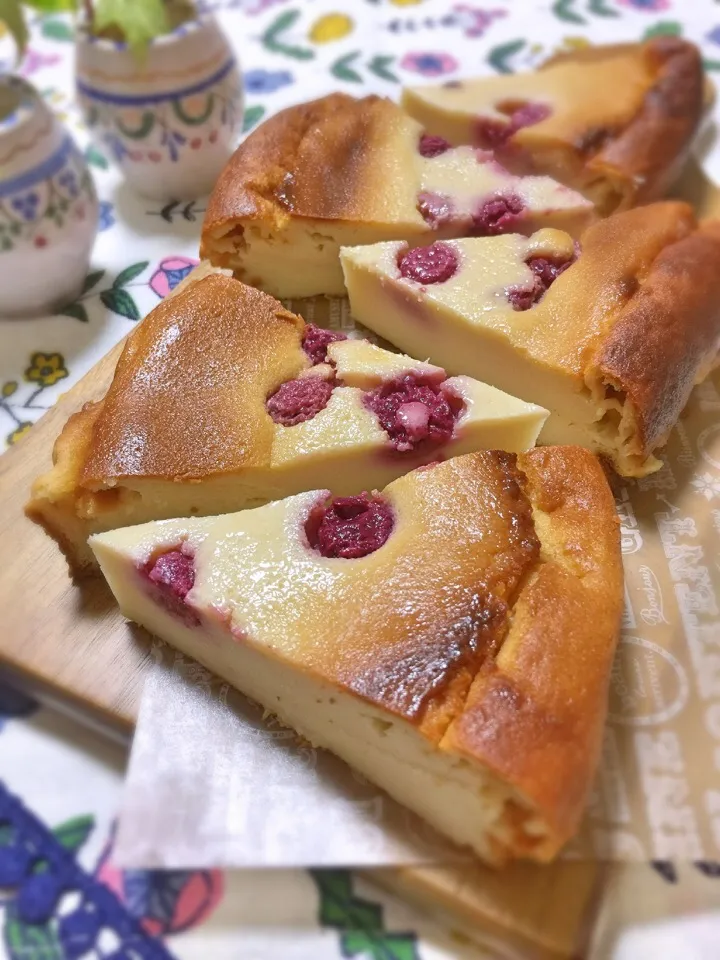 ともさんの料理 ワンボウルで☆水切り不要ヨーグルトとHMで簡単抹茶のベークドチーズケーキ～♪   自家製ヨーグルトを使いました〜٩(ˊᗜˋ*)و|キラりんさん