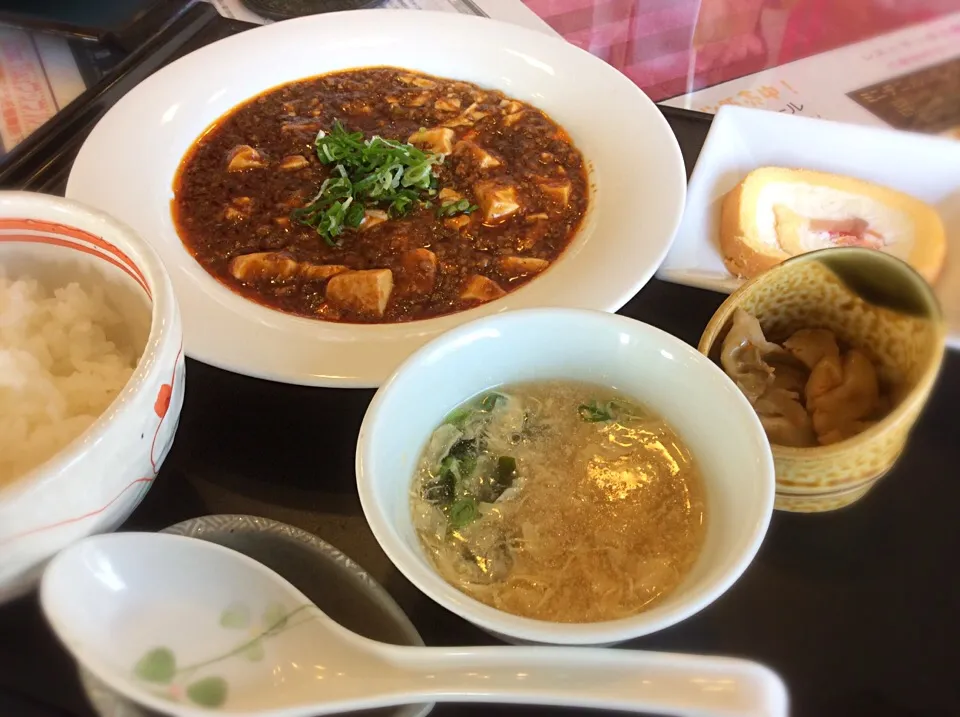 ⛳️ゴルフ場飯🏌😋「麻婆豆腐定食」|アライさんさん