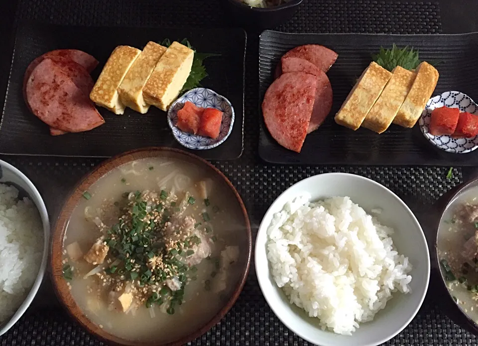 朝ごはん
●納豆
●ハム
●茅乃舎明太子
●出し巻き卵
●前日残りの鶏白湯鍋 ラーメン入り|ayumiさん