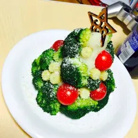 Snapdishの料理写真:ツリー風ポテトサラダ|源さん家のまりっぺさん