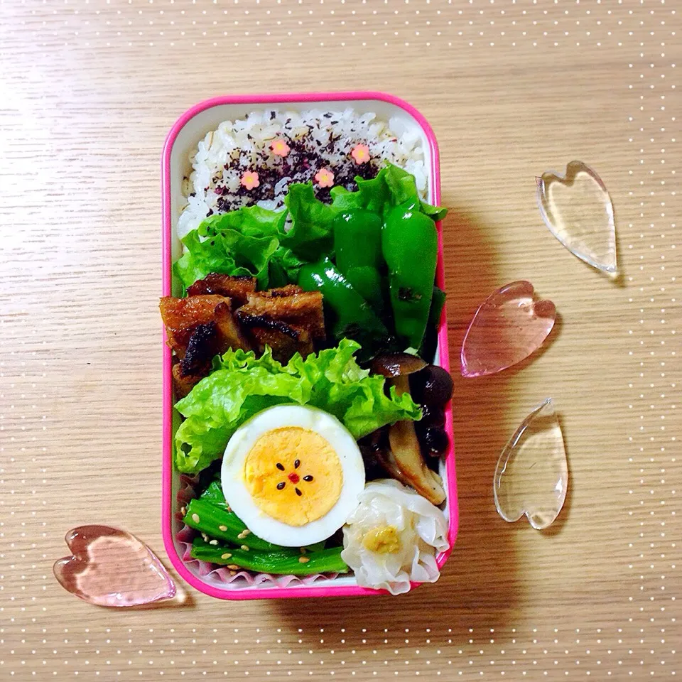 Snapdishの料理写真:豚の味噌漬け焼きがやや焦げ弁当

#豚の味噌漬け焼き
#しめじバター醤油ソテー
#小松菜のおひたし
#COAPのエビシュウマイ|みくみく弁当さん