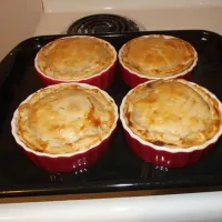 Snapdishの料理写真:Homemade Chicken Pot Pies|Josie Weirさん