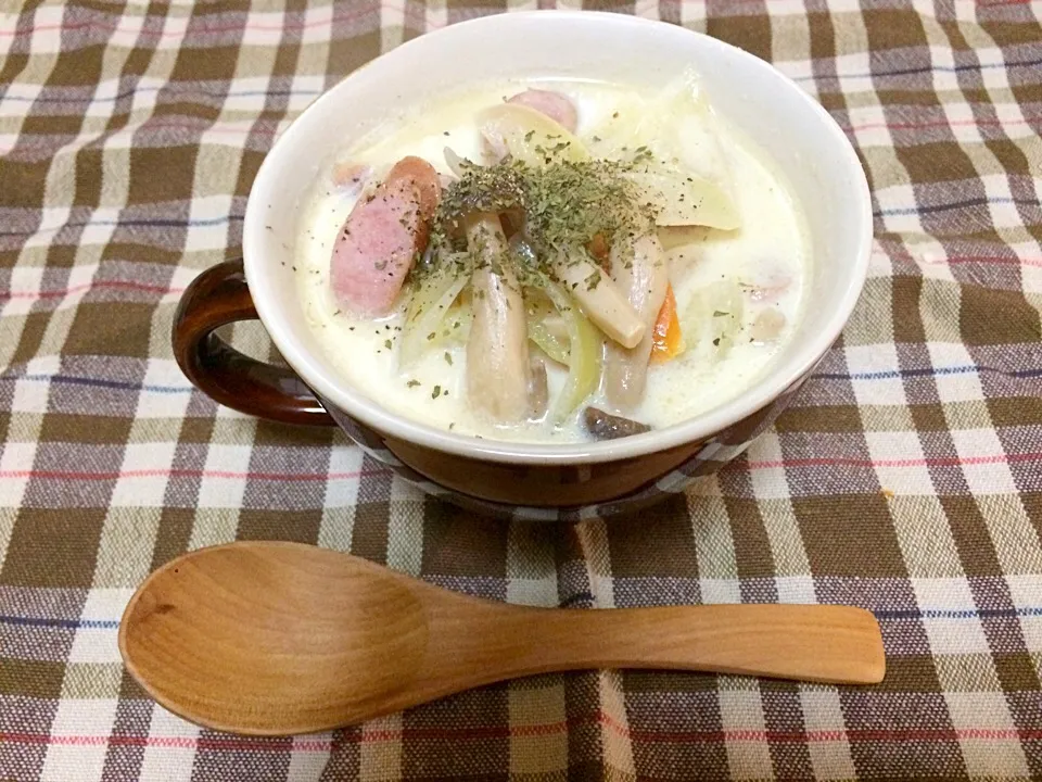 Snapdishの料理写真:味噌ミルクスープ|ハルさん