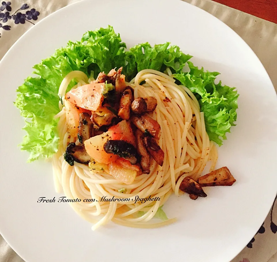 Fresh Tomato cum Mushroom Spaghetti|Indulgeさん