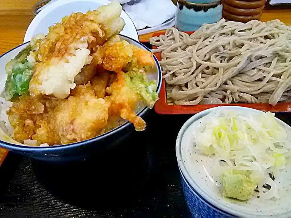 かき揚げ丼セット|ぐんちゃんさん