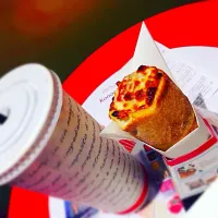 Snapdishの料理写真:Pizza cone|Anne~AunAunさん