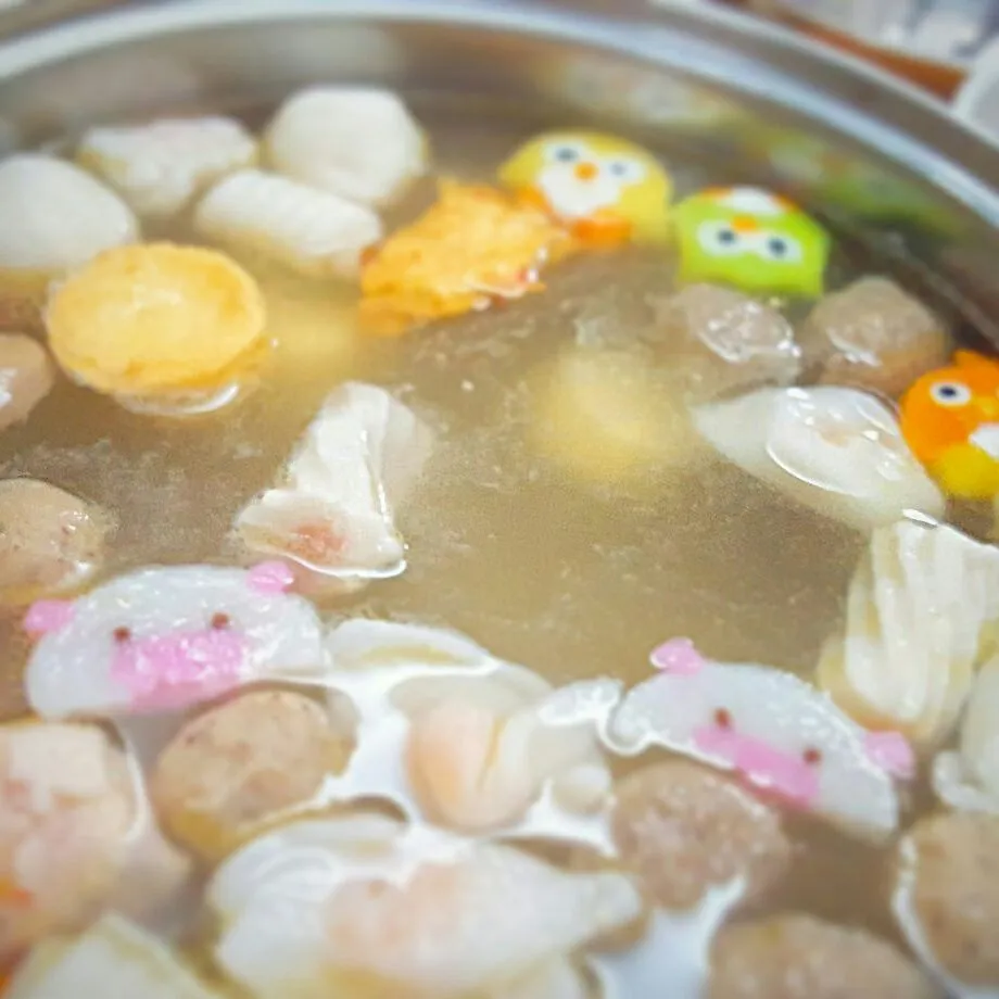 Snapdishの料理写真:wholesome homecooked chicken broth - steamboat|Chua Jeanさん