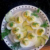 cucumber dill deviled eggs|Ellis Hechtさん