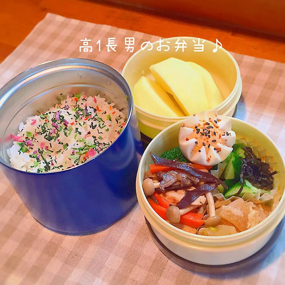 Snapdishの料理写真:男子弁当☆厚揚げと野菜のオイスターソース炒め♪|のりころさん