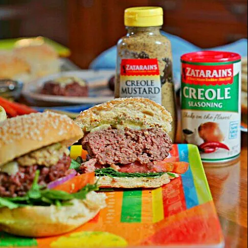 💜💛💚Mardi Gras 2016 Weekend & Superbowl 50 Sunday 🏈 💙 🏈 in Louisiana #Party #Holidays/Celebrations 🎭 ZATARAINS CREOLE MUSTARD CHEESEBURGERS 🎭 #Hamburger #Beef #M|Alisha GodsglamGirl Matthewsさん