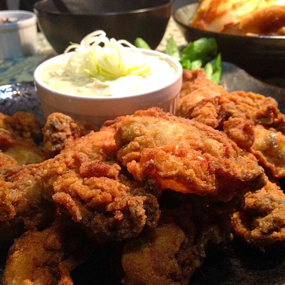 Fresh Oyster Dusted in Smoked Paprika & Chili. Served with Thai Green Curry Tartare Sauce|Emanuel Hayashiさん