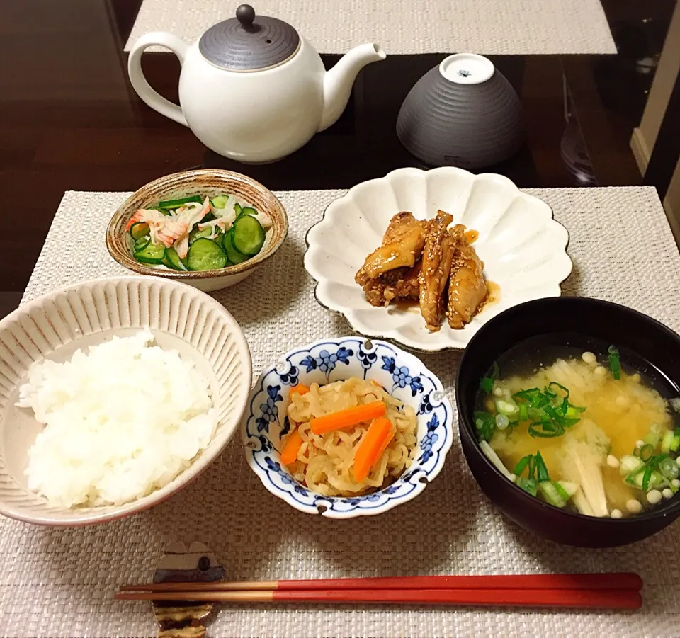 コラーゲンたっぷり手羽中の甘辛煮|はらしおりさん