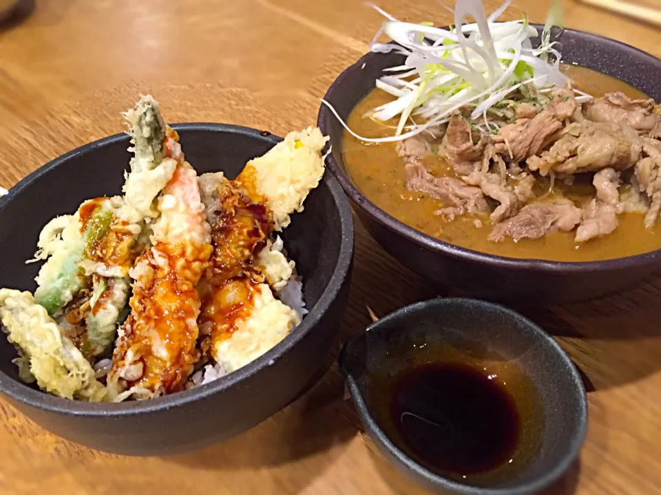 おでん聖水沐浴の締めは『味わい天丼』と『肉カレーうどん』決して1人で食べたのでは御座いませんよ✋|にゃあ（芸名）さん