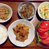 Snapdishの料理写真:胡椒たっぷり唐揚げ定食|kさん