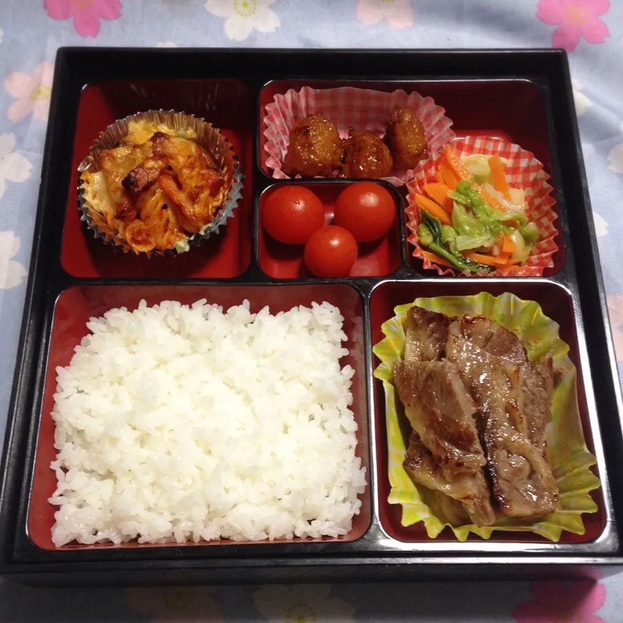 Snapdishの料理写真:昨晩の松花堂弁当|美也子さん