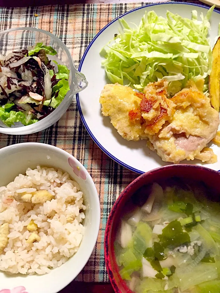 Snapdishの料理写真:豚ヒレ肉のパン粉焼き 白菜とひじきのサラダ 栗ご飯 味噌汁|掛谷節子さん