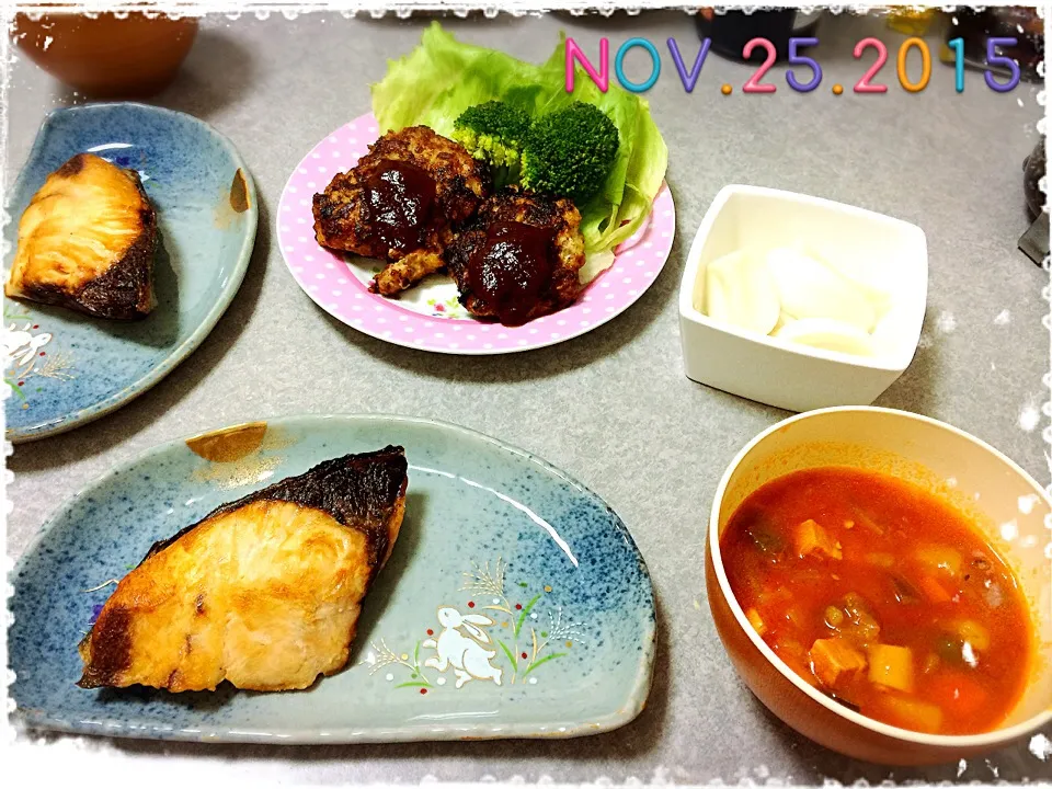 11/25の夕ご飯🍴|みきぴょん♪さん