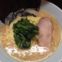 Snapdishの料理写真:ラーメンたかし屋|Shio Kenさん